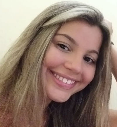 Estudante Rebeca Ferreira, de 17 anos, estudante de Ensino Médio do Rio de Janeiro